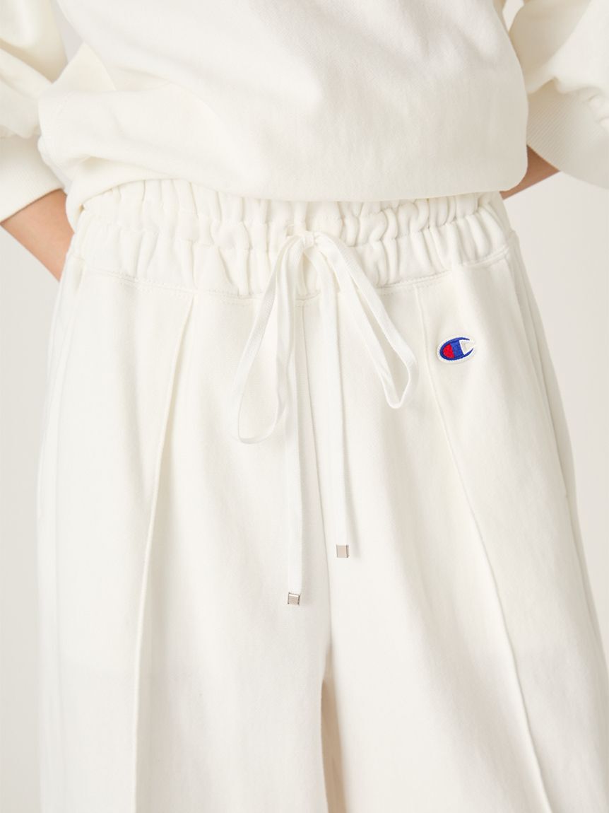 FRAY I.D「【FRAY I.D｜Champion】リバースウィーブタックワイドパンツ」|チノ|