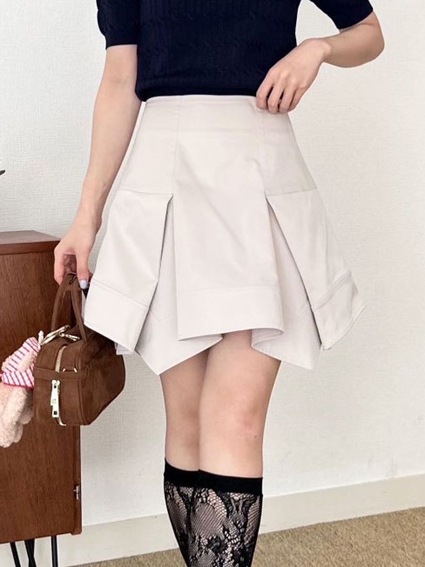 LILY BROWN「ボックスフリルスカショーパン」|その他|BEG