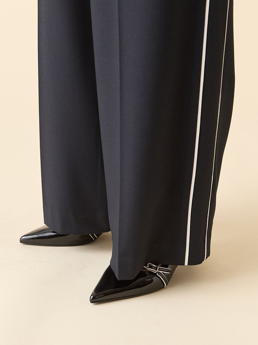 LILY BROWN「ハートチャームサイドラインパンツ」|チノ|