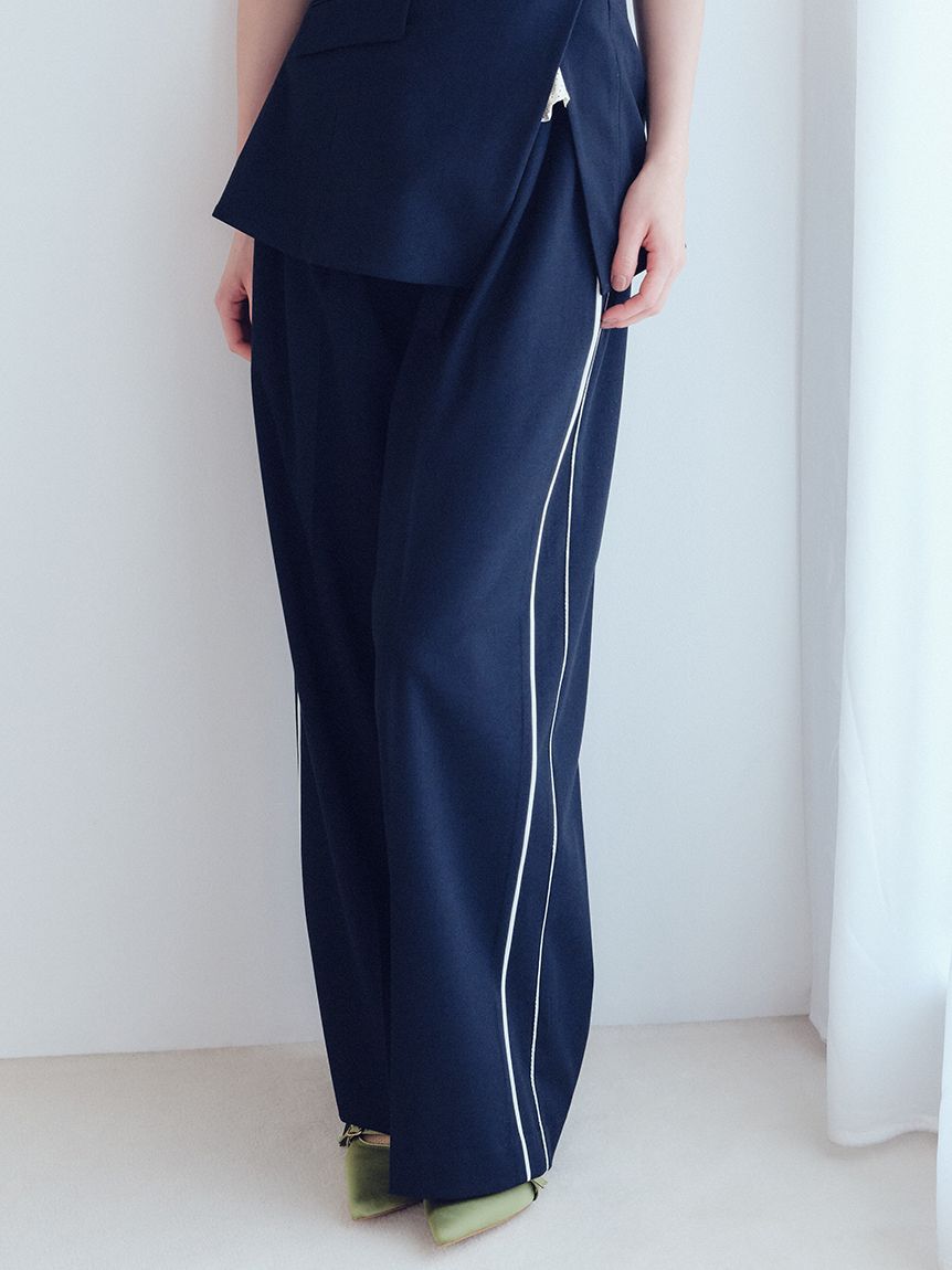 LILY BROWN「ハートチャームサイドラインパンツ」|チノ|NVY