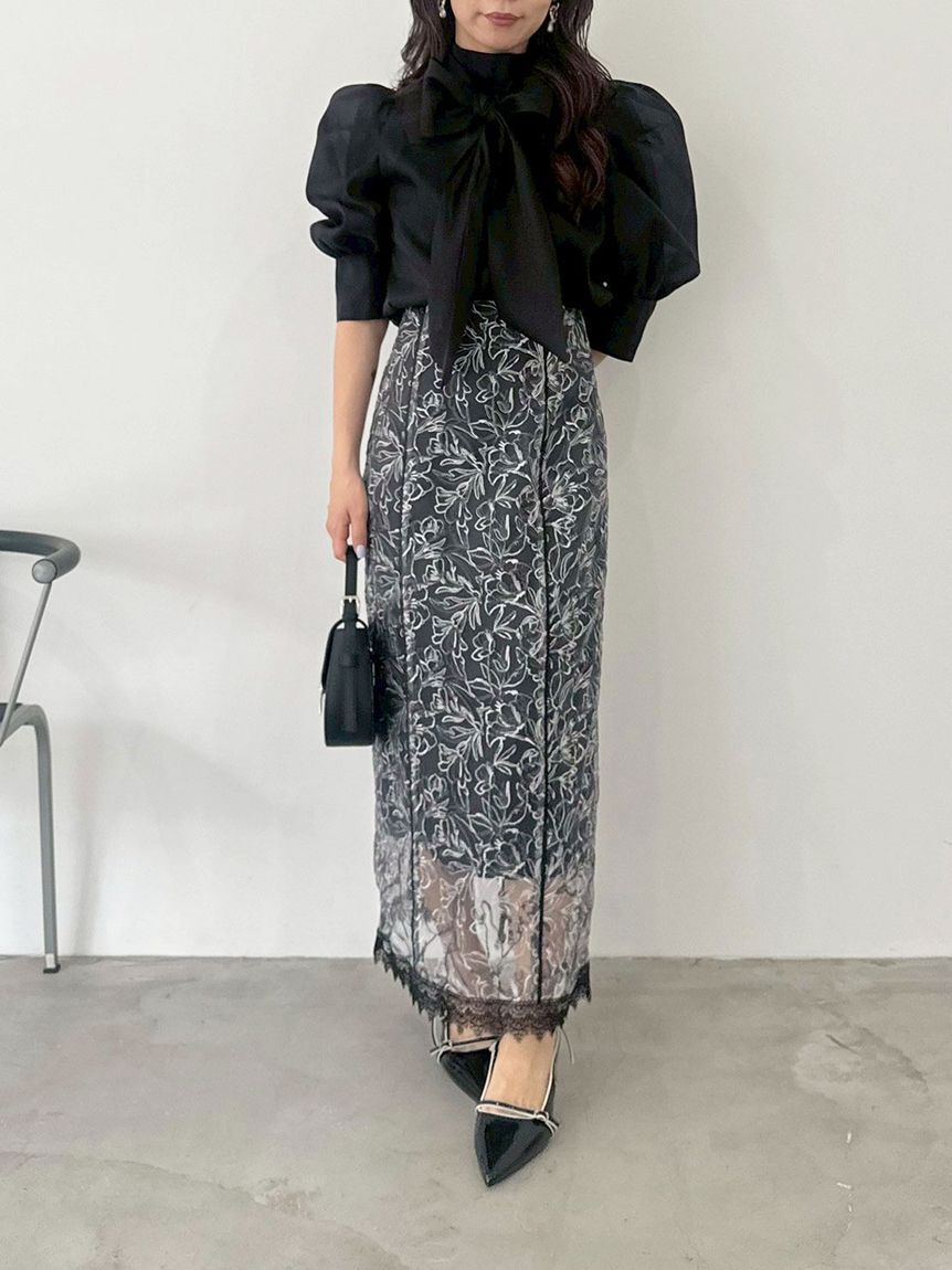 LILY BROWN「エンブロイダリースイッチングスカート」|スカート|BLK