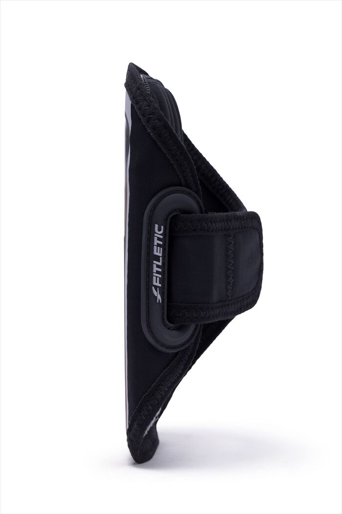 BACKYARD FAMILY「アームバンド スマホ ランニング 通販 アーム バンド スマートフォン 防水 揺れにくい 小物収納」|スポーツ|