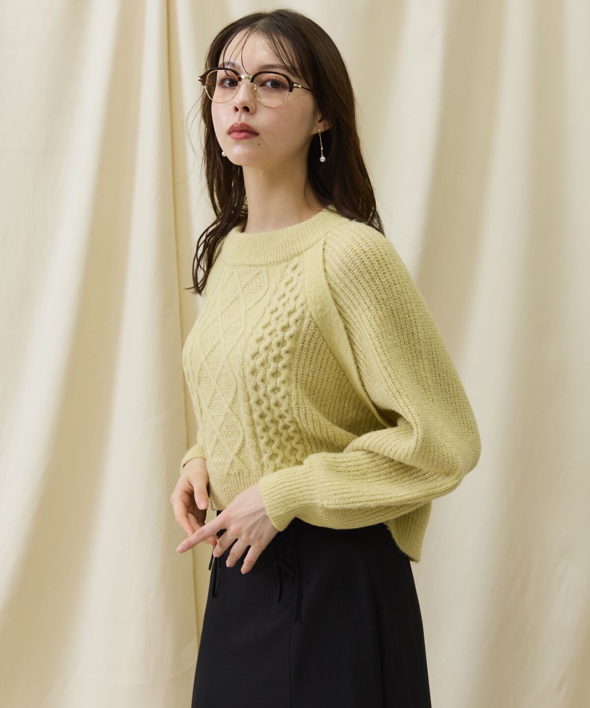 アンドクチュール「ラメケーブルクロップドプルオーバー」|ニット・セーター|