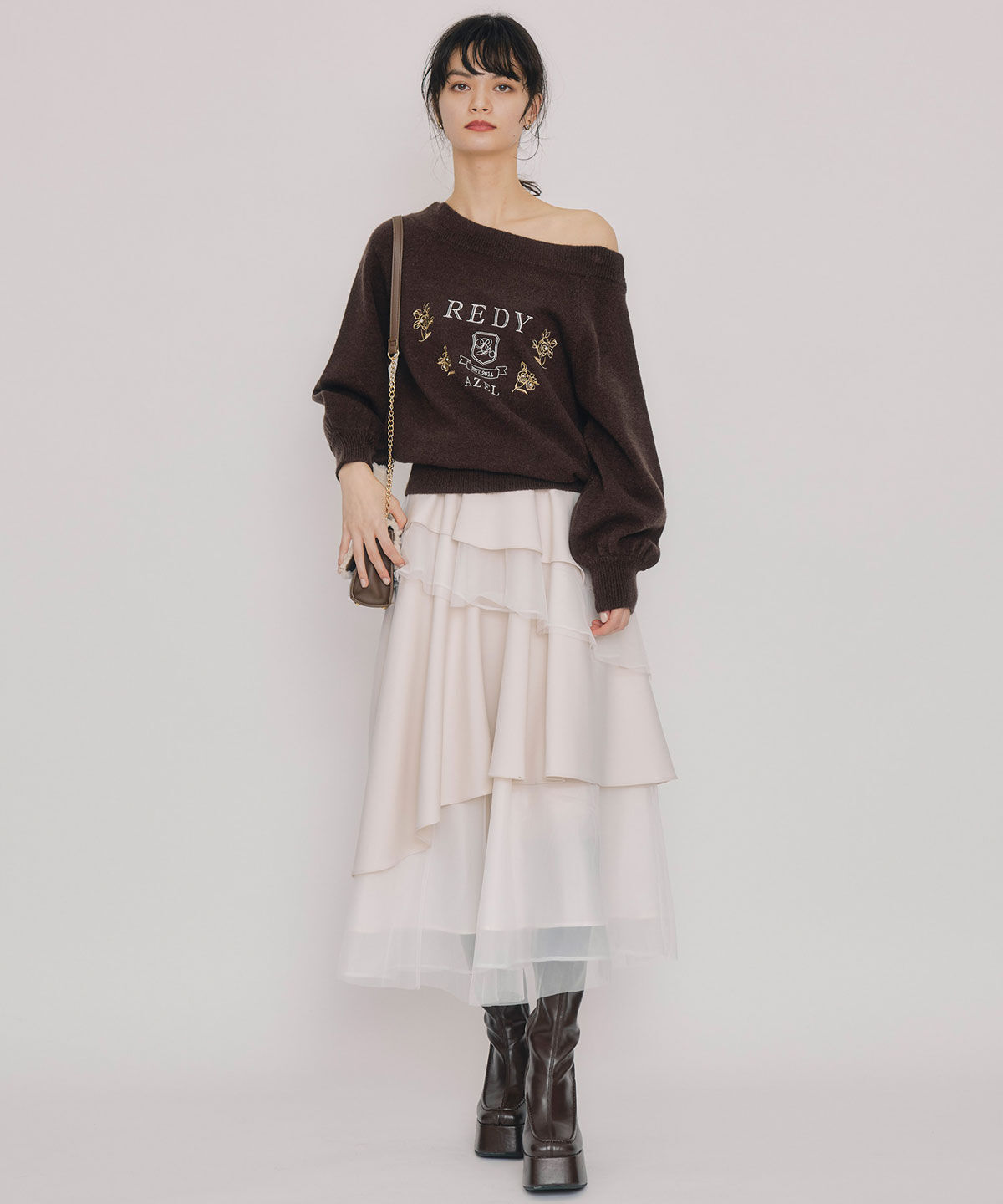 REDYAZEL「ビジューロゴエンブロイダリーニットプルオーバー」|ニット・セーター|