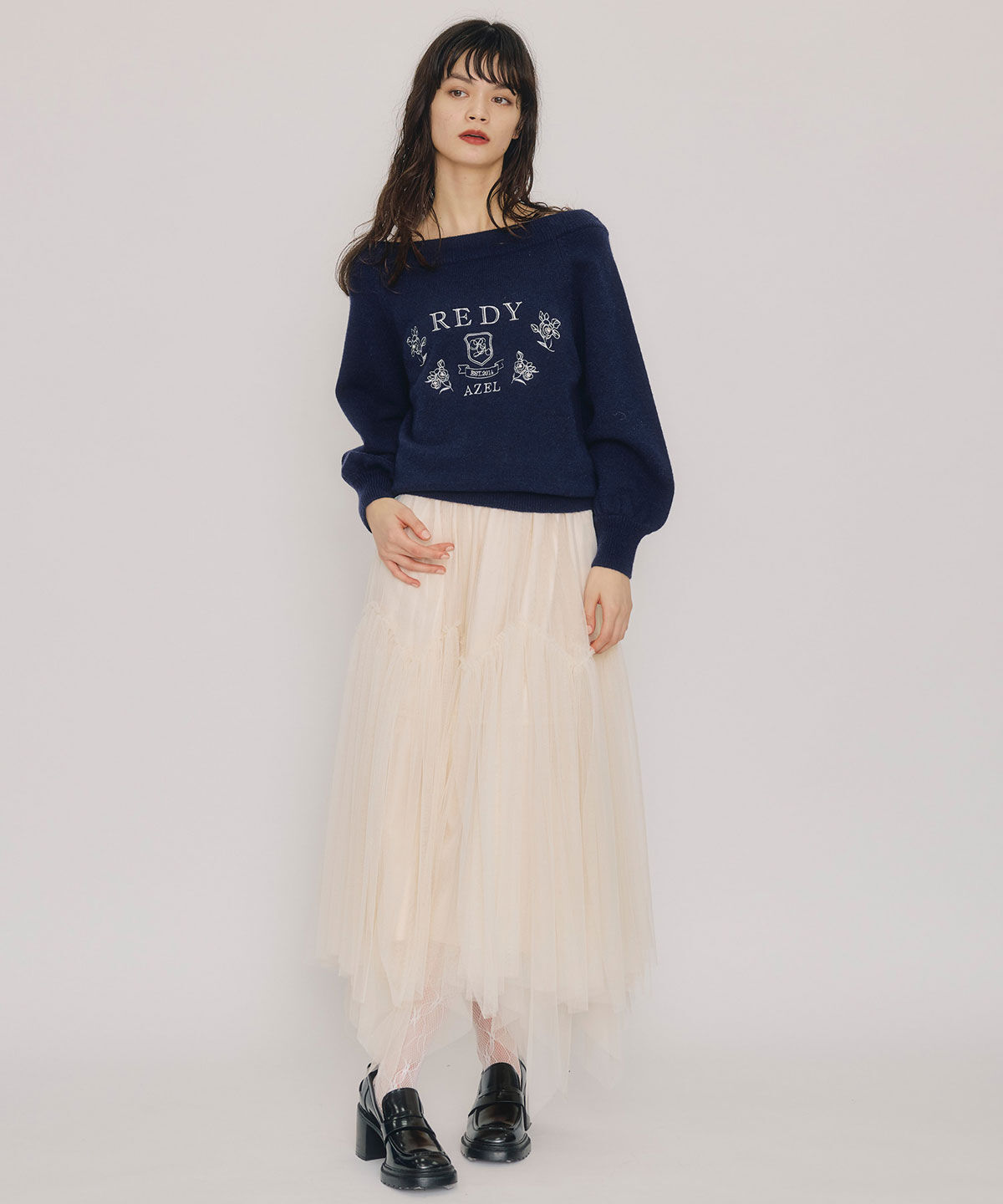 REDYAZEL「ビジューロゴエンブロイダリーニットプルオーバー」|ニット・セーター|