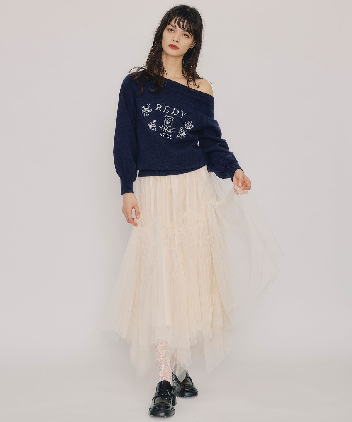 REDYAZEL「ビジューロゴエンブロイダリーニットプルオーバー」|ニット・セーター|