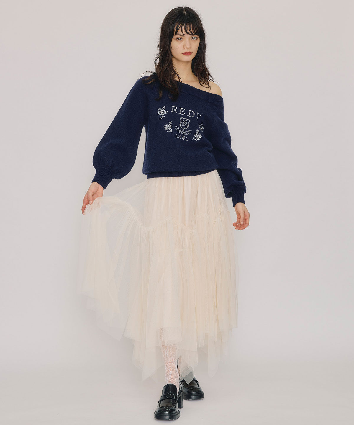 REDYAZEL「ビジューロゴエンブロイダリーニットプルオーバー」|ニット・セーター|