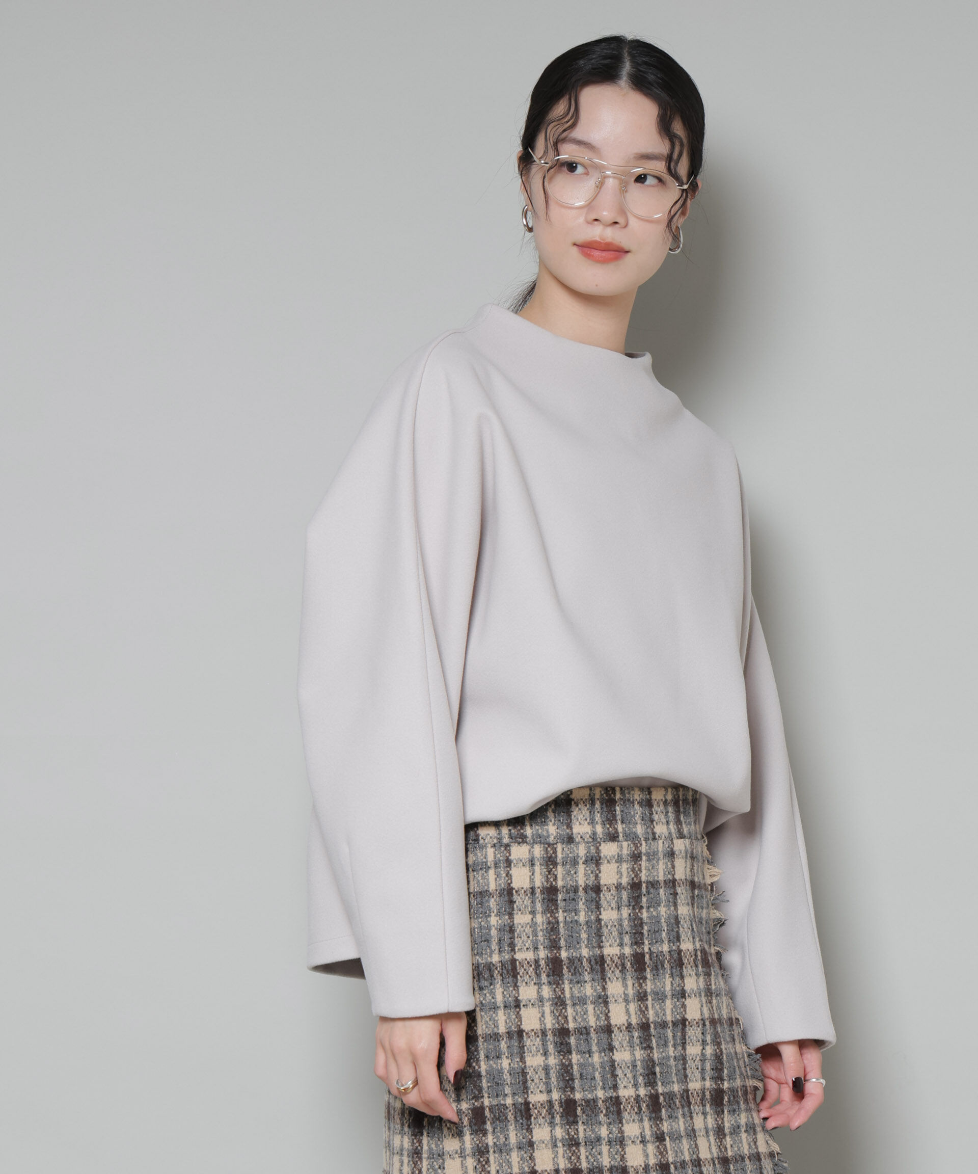 nano･universe「ｿﾌﾄﾒﾙﾄﾝｼﾞｬｰｼﾞｰﾀｯｸｽﾘｰﾌﾞﾓｯｸﾈｯｸﾄｯﾌﾟｽ(」|シャツ・ブラウス|グレージュ3