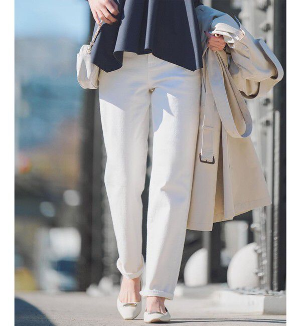 23区「【洗える】23区DENIM ボーイズテーパード パンツ」|デニム|ホワイト系