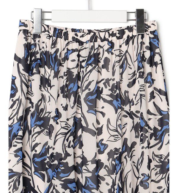 23区「【洗える】ニュアンスフラワープリント フレア スカート」|スカート|