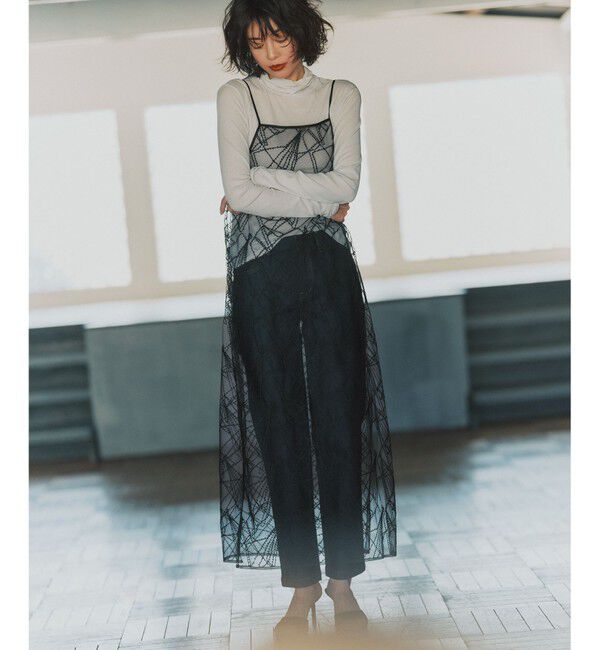 23区「23区DENIM ストレートフィット デニムパンツ」|デニム|