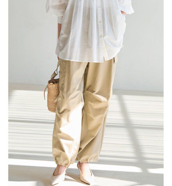 23区「【SLOW/一部店舗限定】ハイカウントギャバ パラシュート カーゴパンツ」|カーゴ|ベージュ系