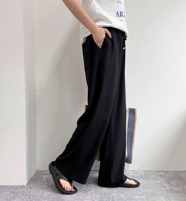 fredy emue「【低身長サイズ34有り】ドライポリイージーセミワイドパンツ」|チノ|