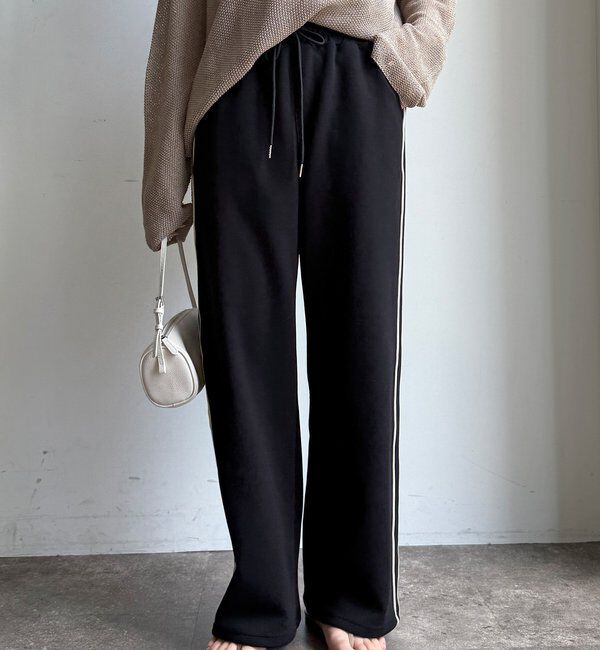  「【WEB限定】サイドライントラックパンツ」|チノ|