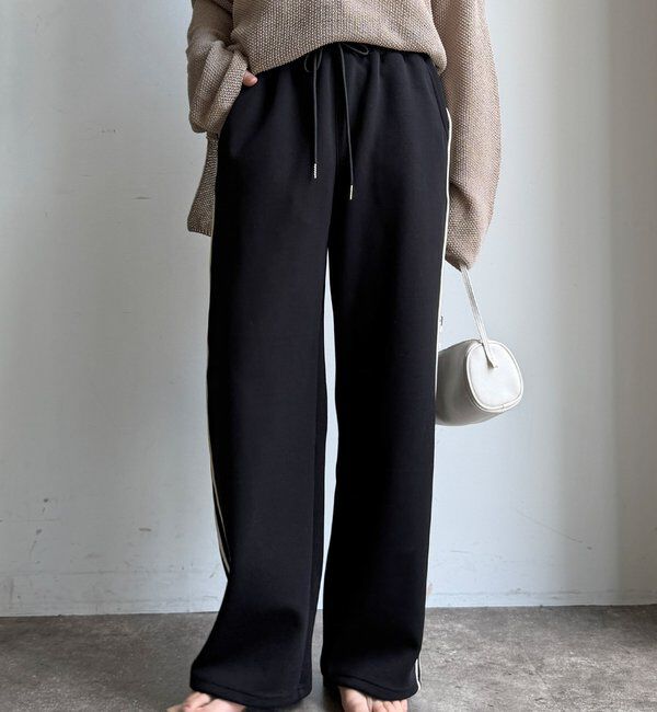  「【WEB限定】サイドライントラックパンツ」|チノ|