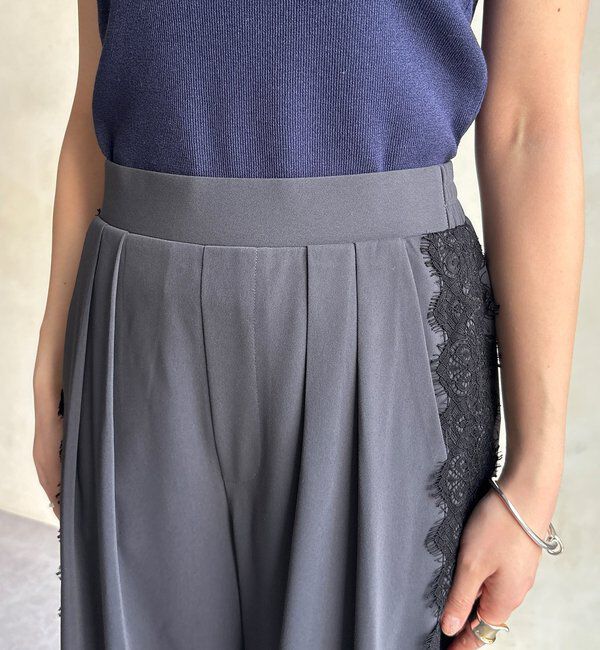  「サイドレースタックワイドパンツ」|チノ|