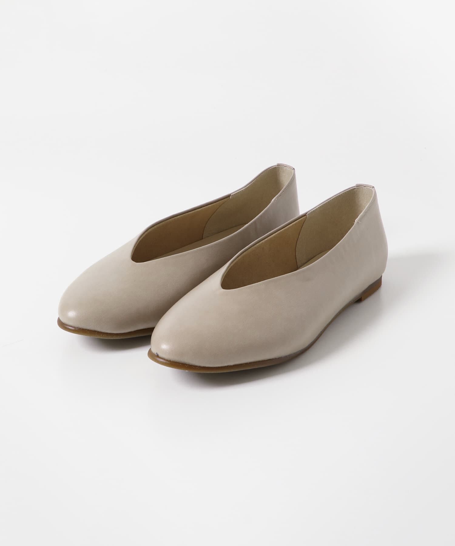 URBAN RESEARCH DOORS「Vカットパンプス」|パンプス|