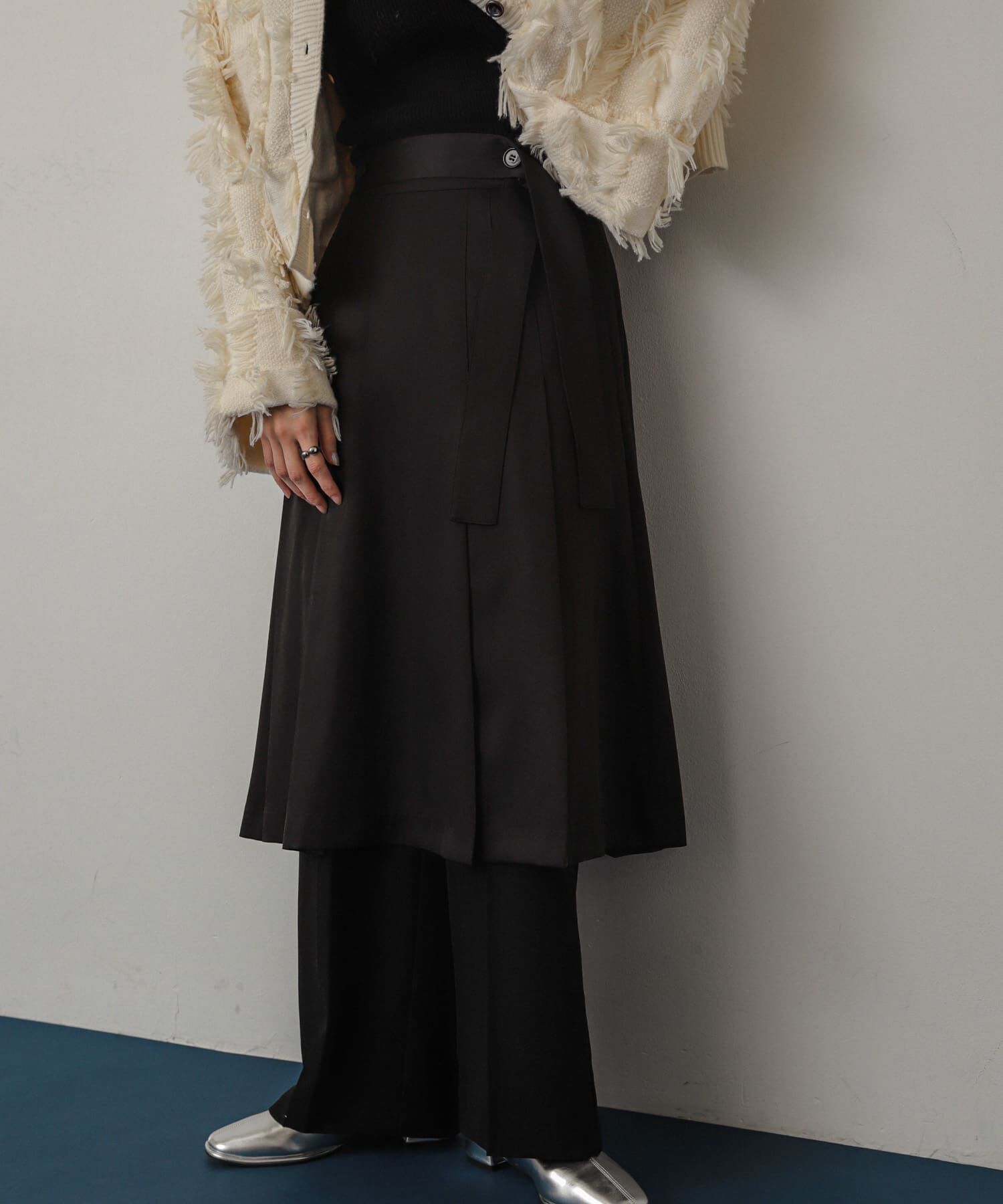 SENSE OF PLACE by URBAN RESEARCH「プリーツミディスカート」|スカート|ブラック