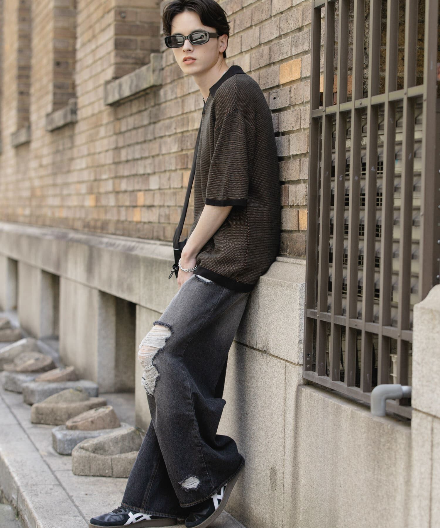 SENSE OF PLACE by URBAN RESEARCH「『ユニセックス』ダメージデニムワイドパンツ」|デニム|