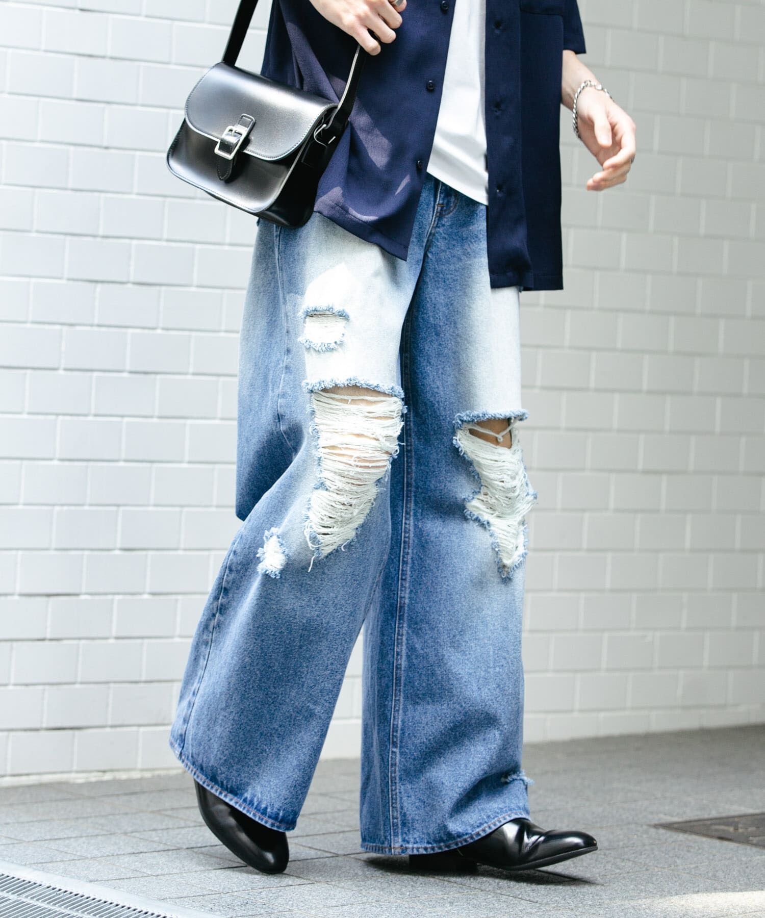 SENSE OF PLACE by URBAN RESEARCH「『ユニセックス』ダメージデニムワイドパンツ」|デニム|