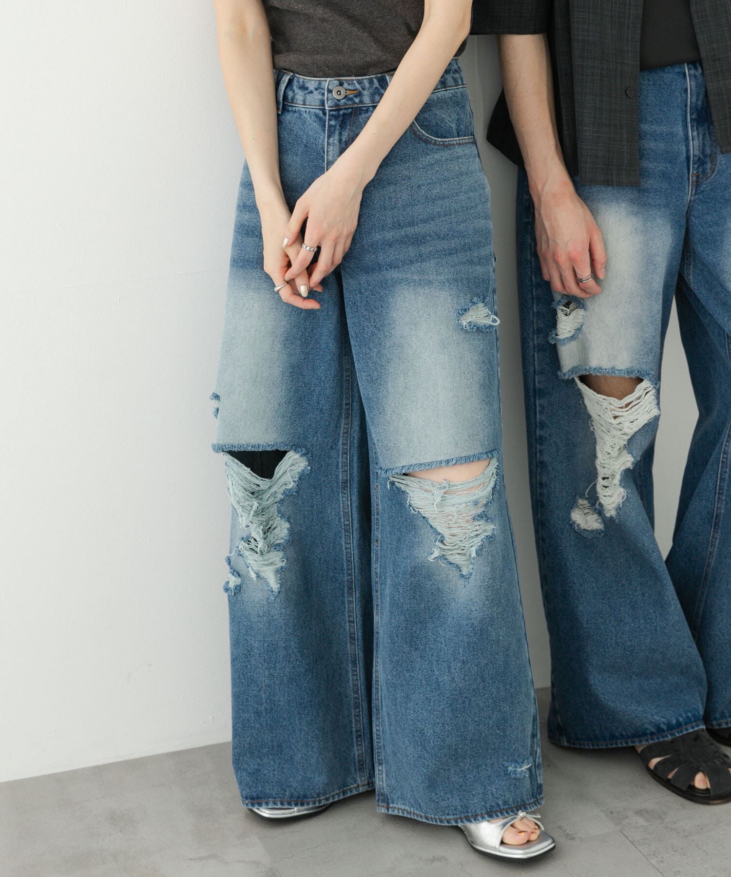 SENSE OF PLACE by URBAN RESEARCH「『ユニセックス』ダメージデニムワイドパンツ」|デニム|