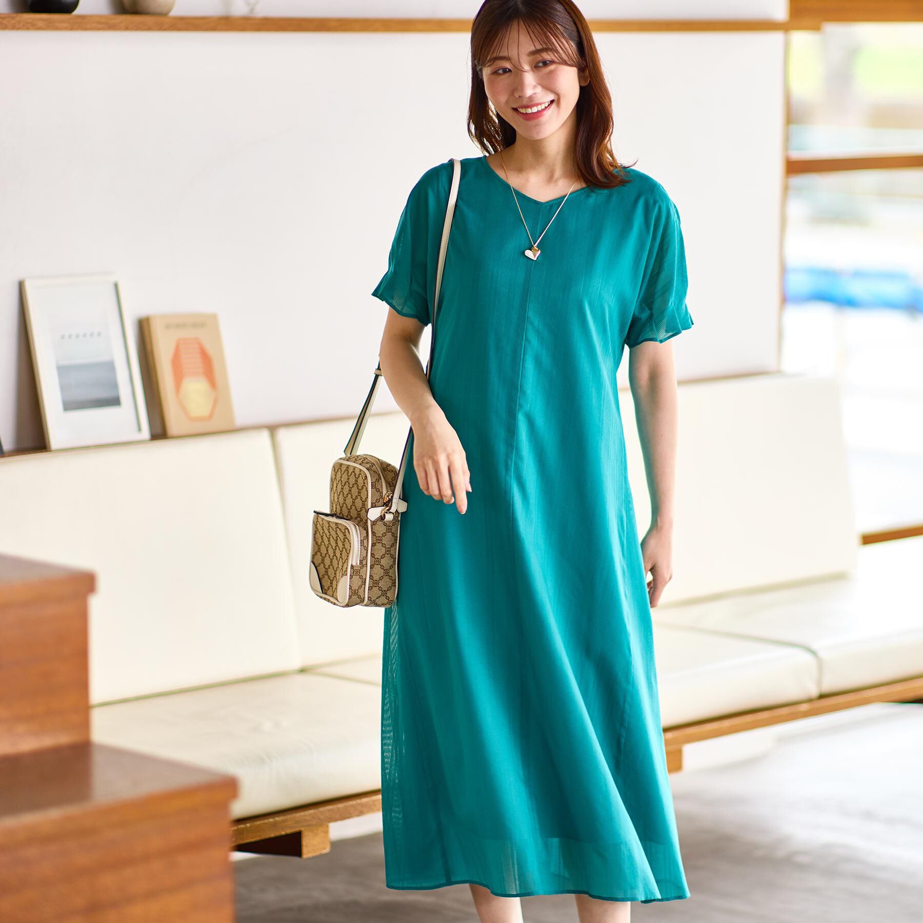 Reflect「【夏SALE／一枚で決まる◎／手洗い可】シアーストライプソフトAラインワンピース」|ワンピース|グリーン(322)