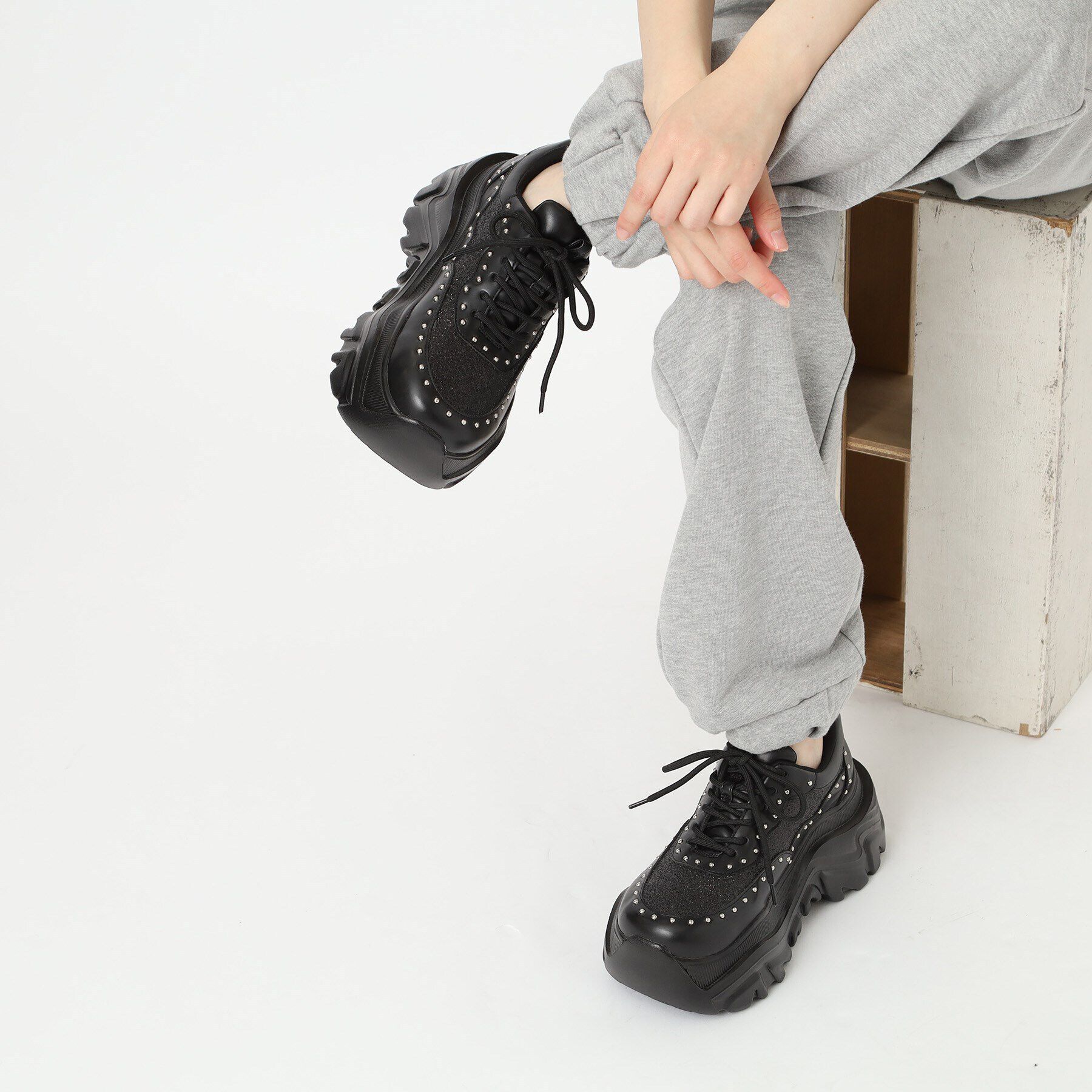 ESPERANZA「スタッズ厚底スニーカー」|スニーカー|