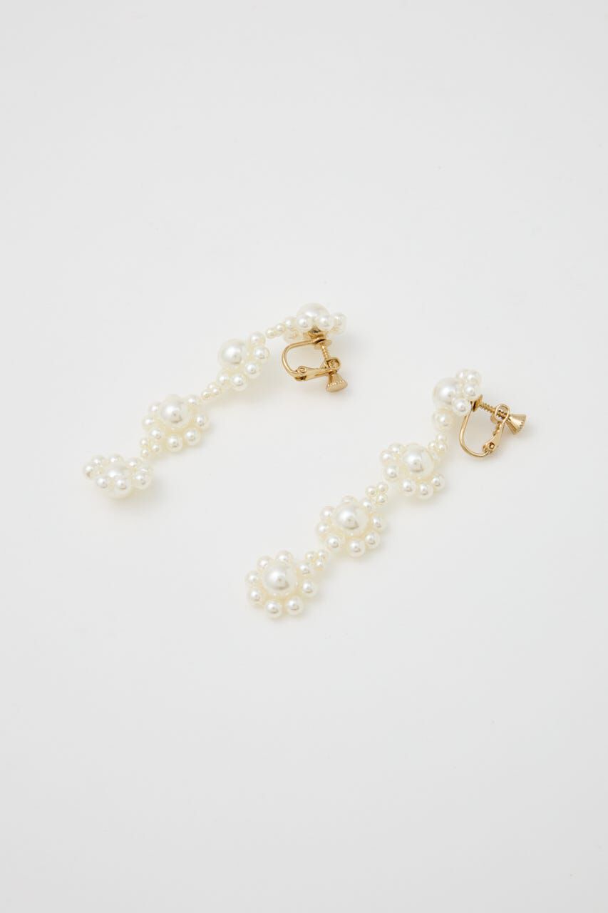 RODEO CROWNS「フラワーフェイクパール4連イヤリング」|ピアス|