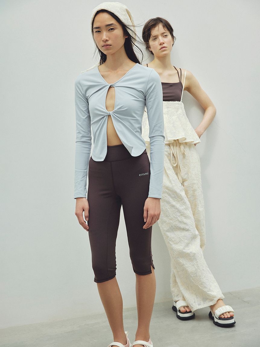 emmi atelier「ウエストギャザーワイドパンツ」|チノ|