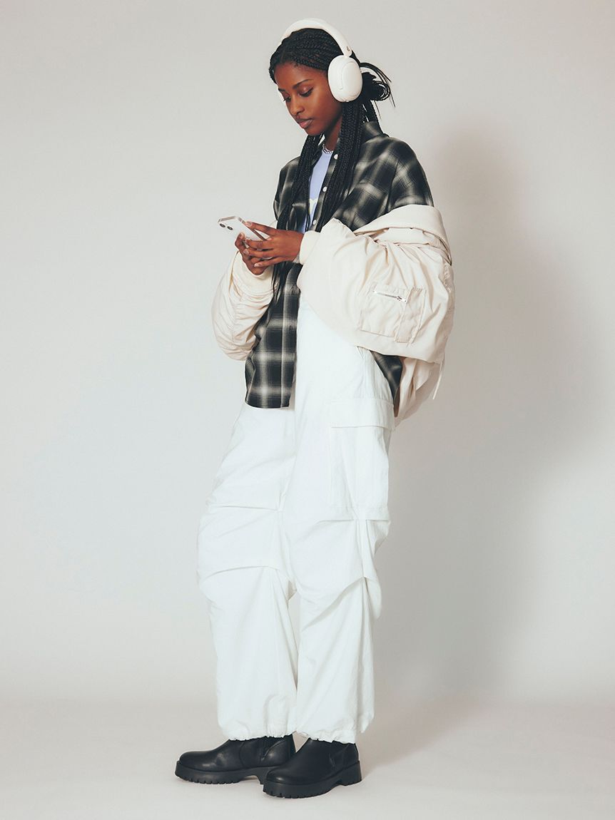 emmi atelier「タックフォルムカーゴパンツ」|チノ|