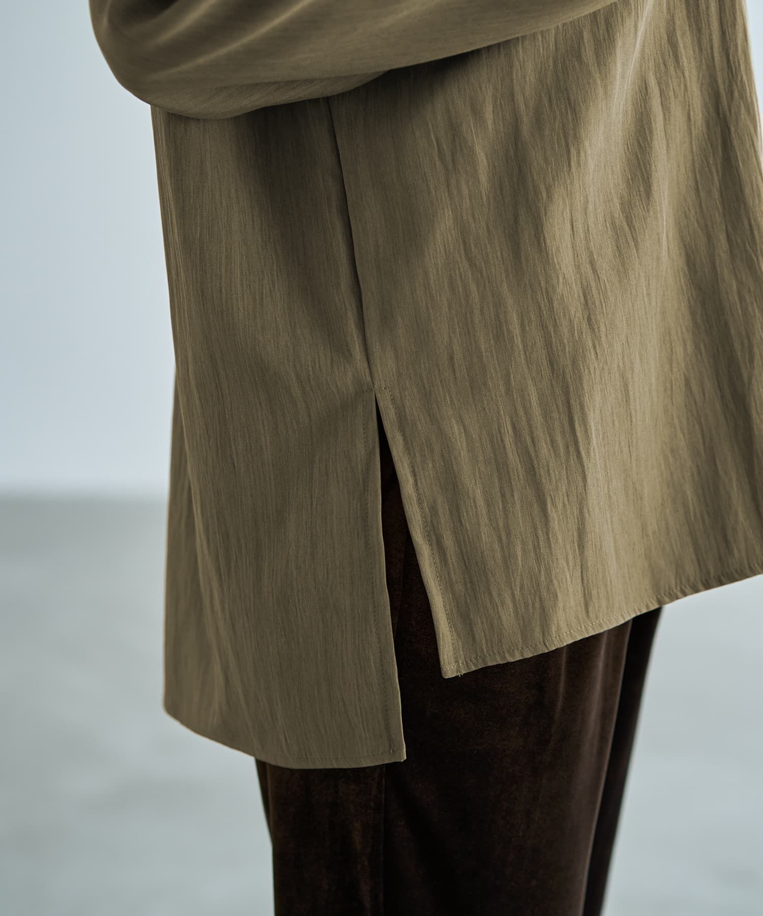 STYLE DELI「袖口リブの身頃がポケットVネックシャツ」|シャツ・ブラウス|