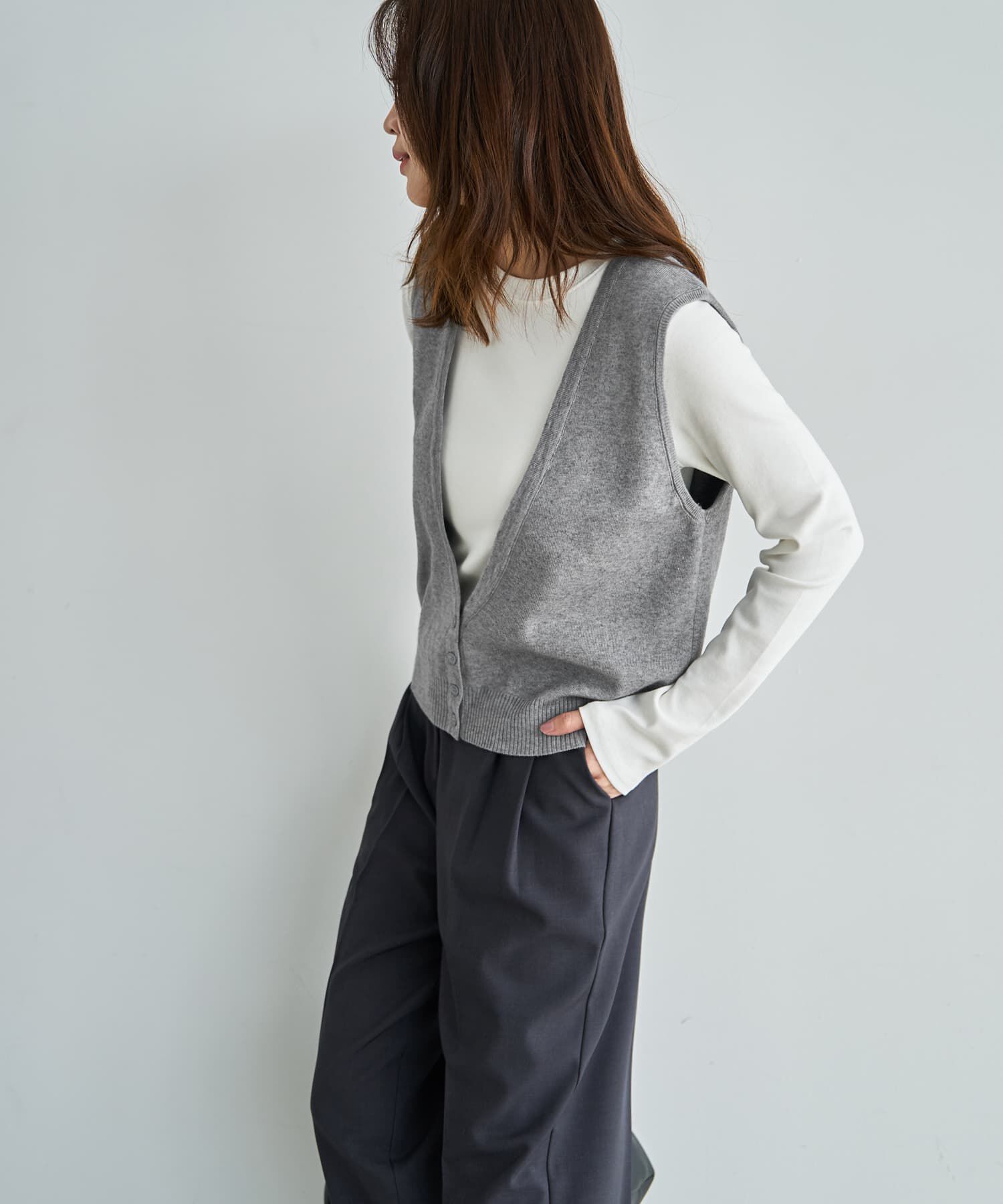 STYLE DELI「ハイゲージ編みディープVネックベスト」|ニット・セーター|