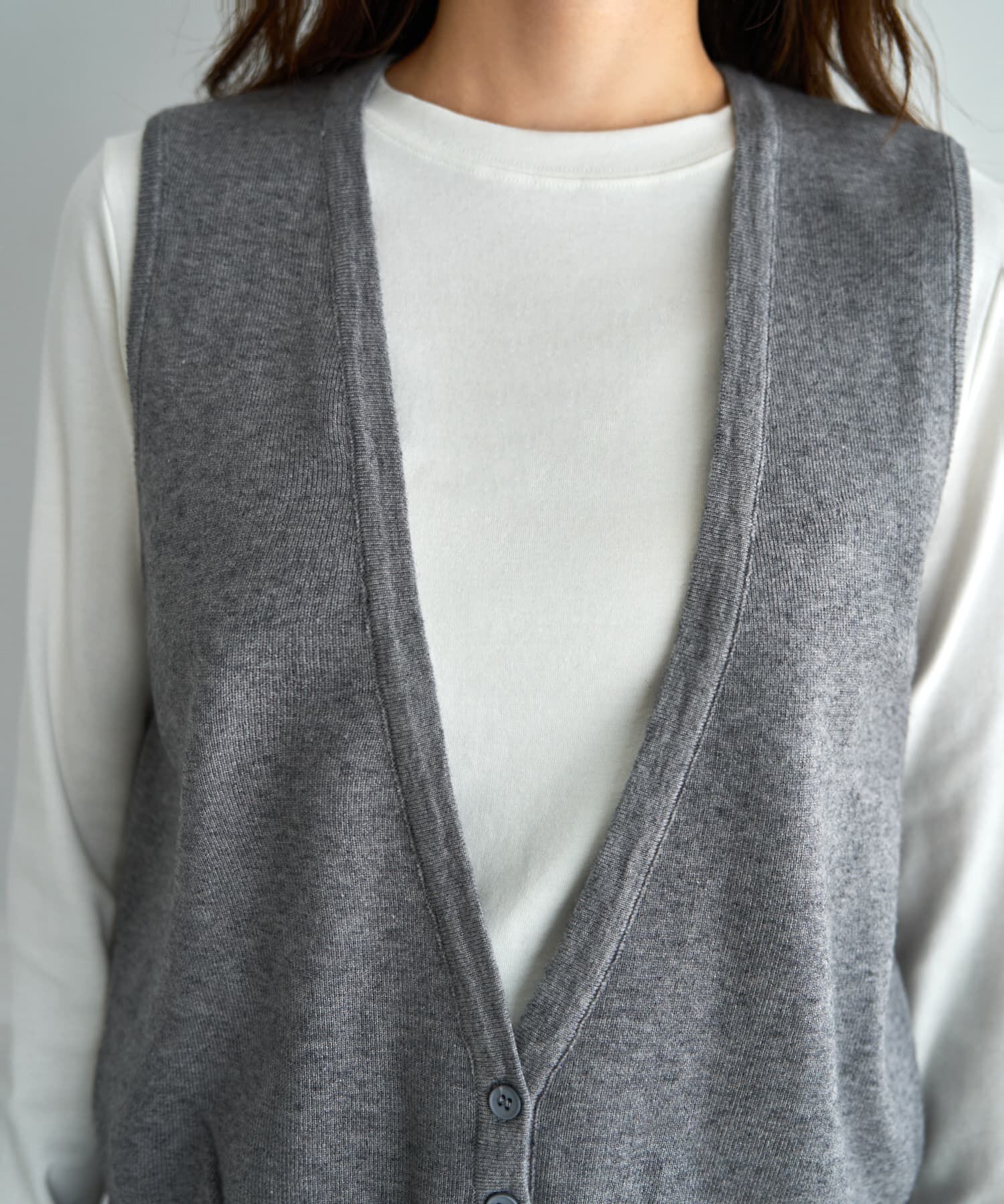 STYLE DELI「ハイゲージ編みディープVネックベスト」|ニット・セーター|