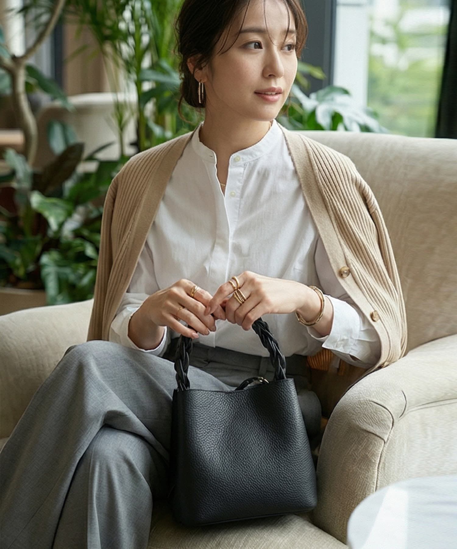 STYLE DELI「【DELI by】グレイスフォルム リアルレザーミニバケットバッグ」|ショルダー・メッセンジャー|ブラック