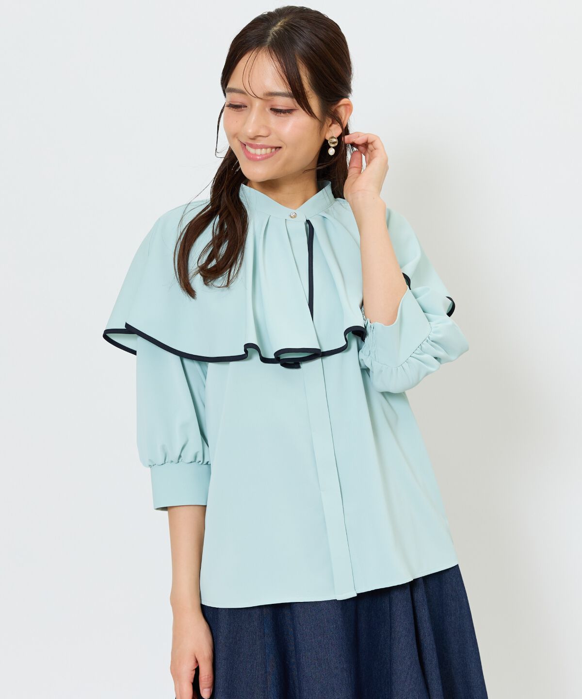 アンドクチュール「パイピングケープブラウス」|シャツ・ブラウス|