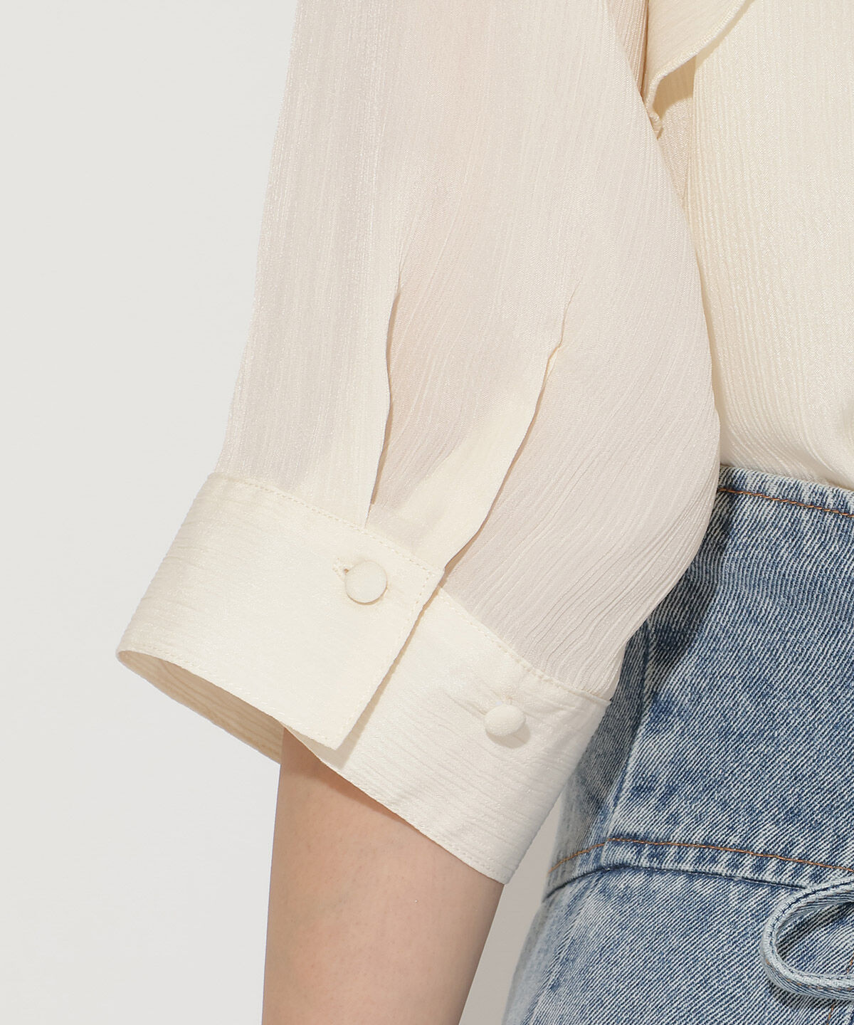 アンドクチュール「ラッフルハーフスリーブブラウス」|シャツ・ブラウス|