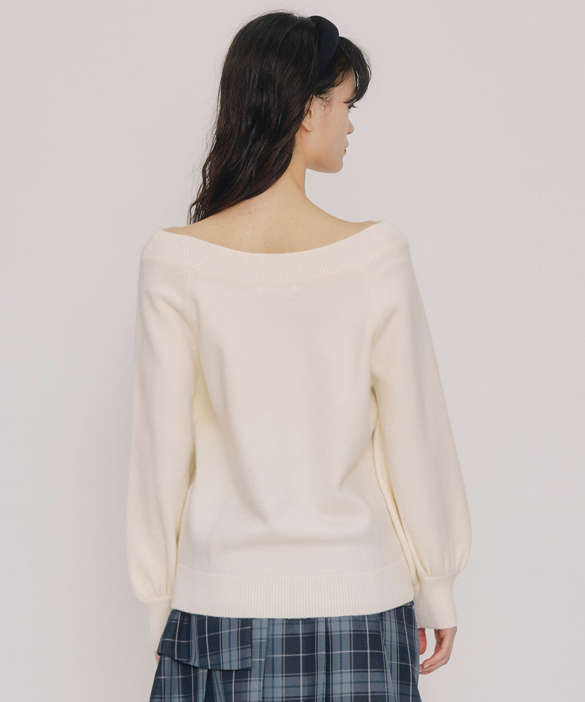 REDYAZEL「ビジューロゴエンブロイダリーニットプルオーバー」|ニット・セーター|