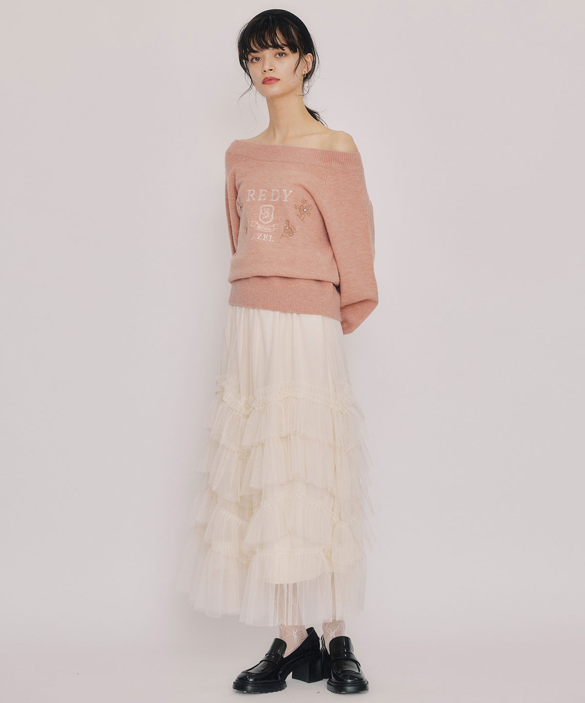 REDYAZEL「ビジューロゴエンブロイダリーニットプルオーバー」|ニット・セーター|