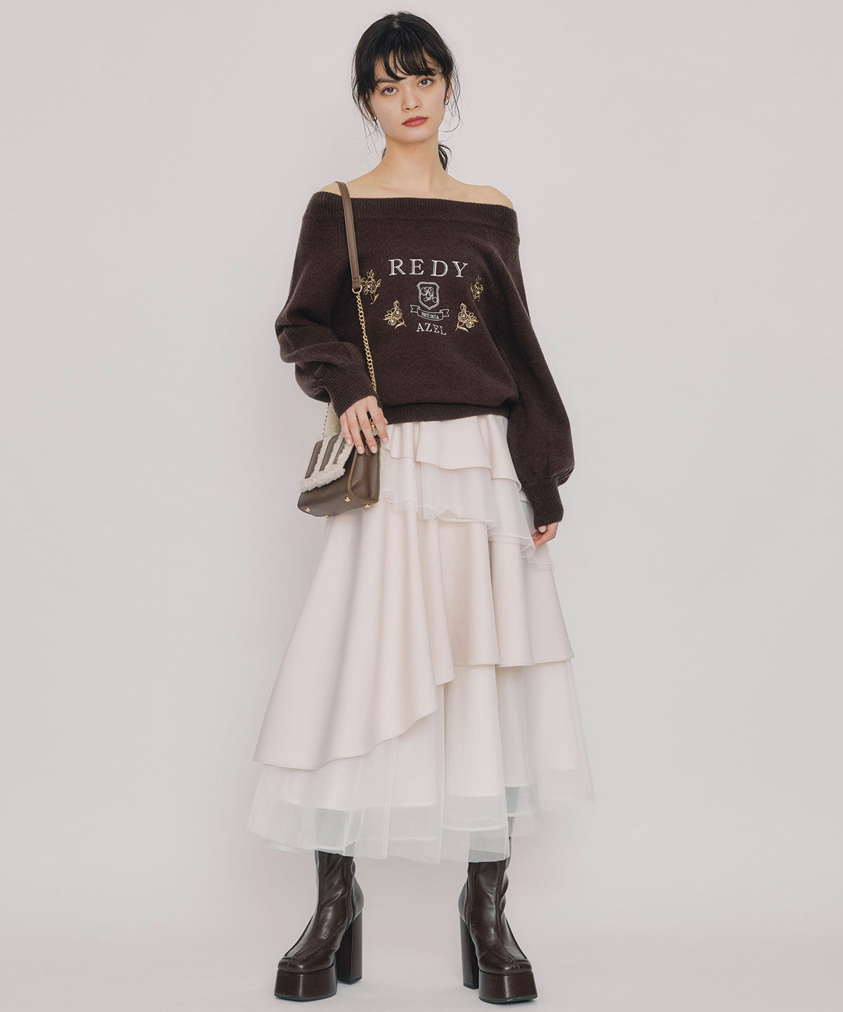 REDYAZEL「ビジューロゴエンブロイダリーニットプルオーバー」|ニット・セーター|