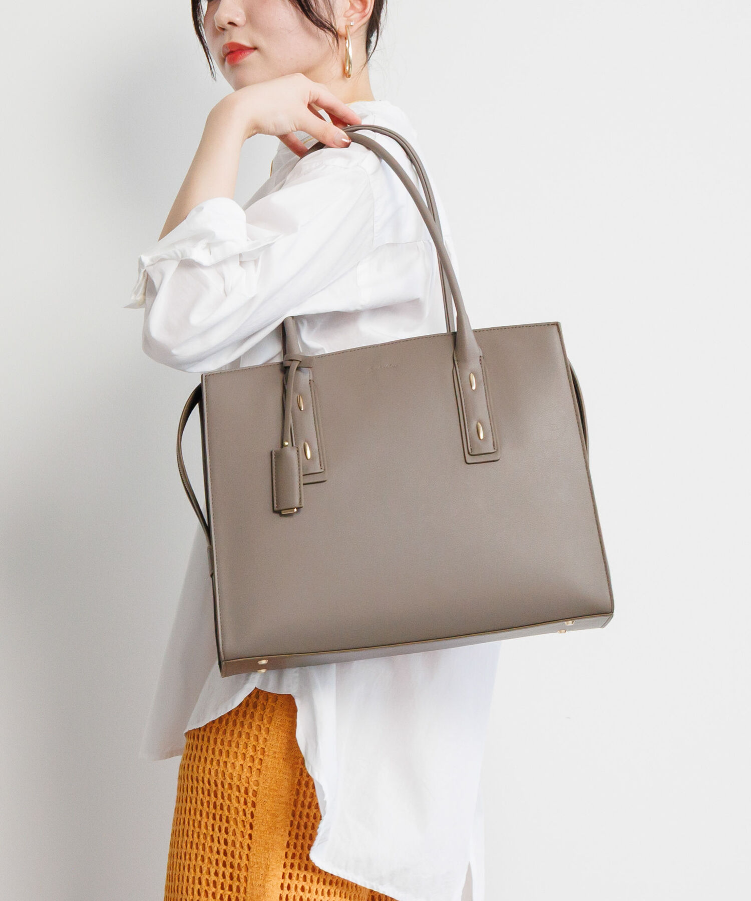  「Jewelna Rose メルジュール トートバッグ 13.3インチPC収納 65602」|トートバッグ|グレージュ