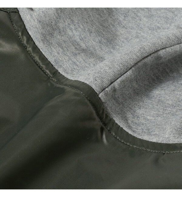 BEAMS「フェイクレイヤード フライトジャケット【ワイドショートフィット】」|ブルゾン・スタジャン|