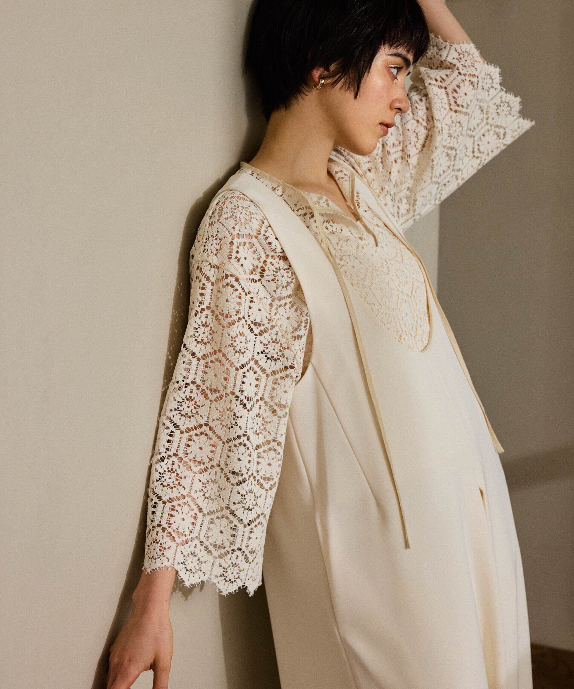 nano･universe「クロシェタイルレースチュニックブラウス(セットアップ可)」|シャツ・ブラウス|オフホワイト1