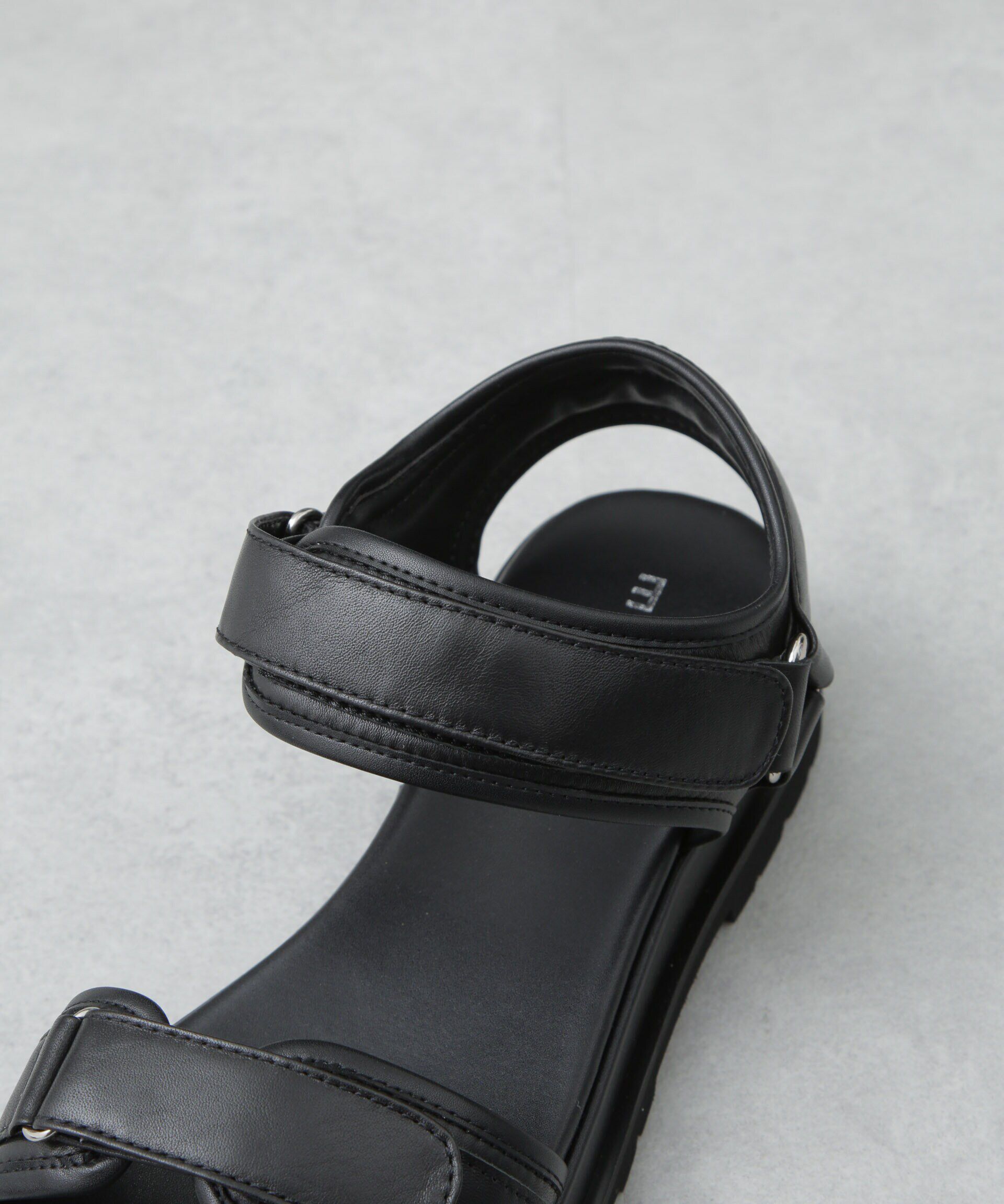 nano･universe「MOHI/ストラップサンダル」|サンダル|