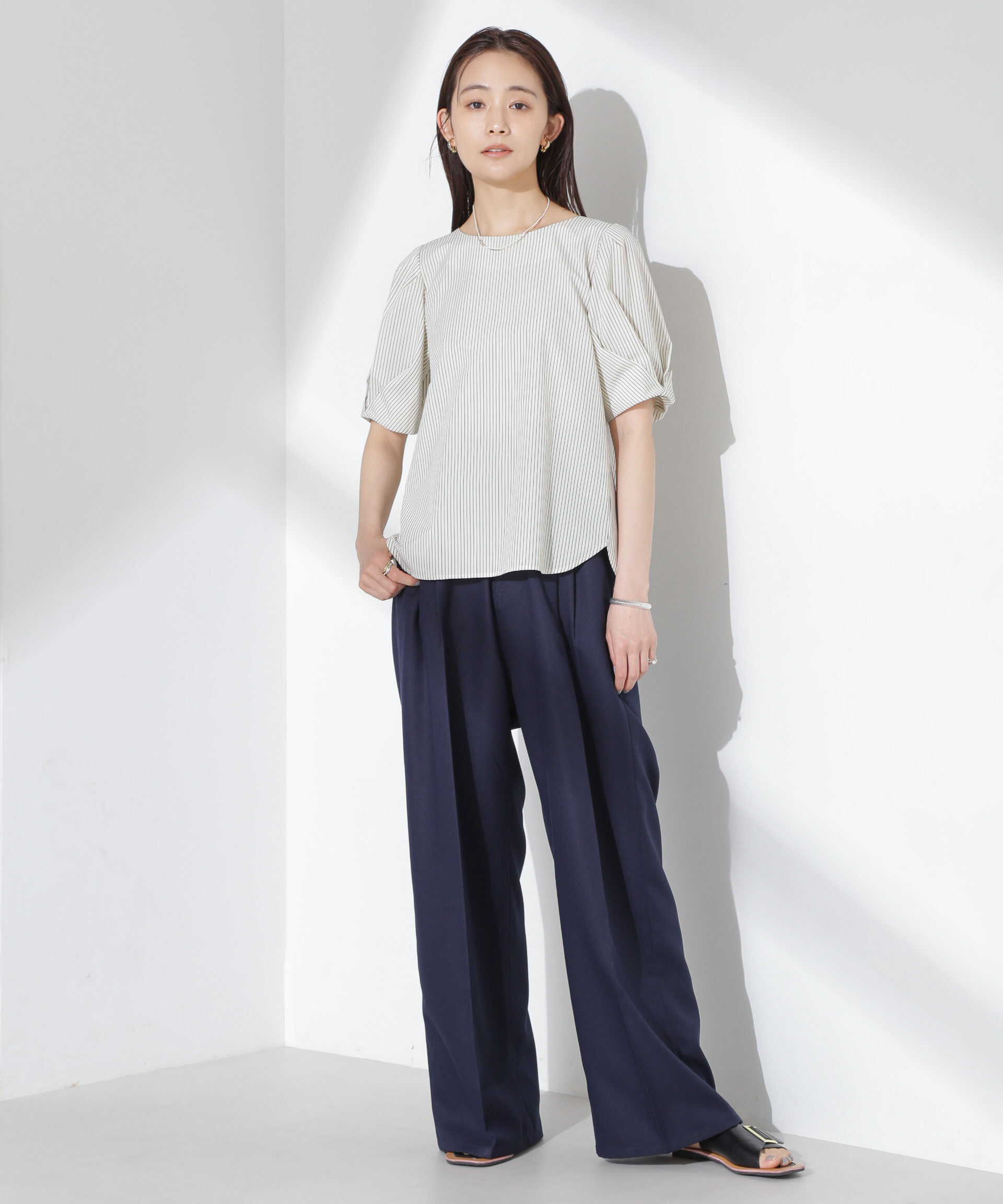 nano･universe「ツータックワイドパンツ」|チノ|