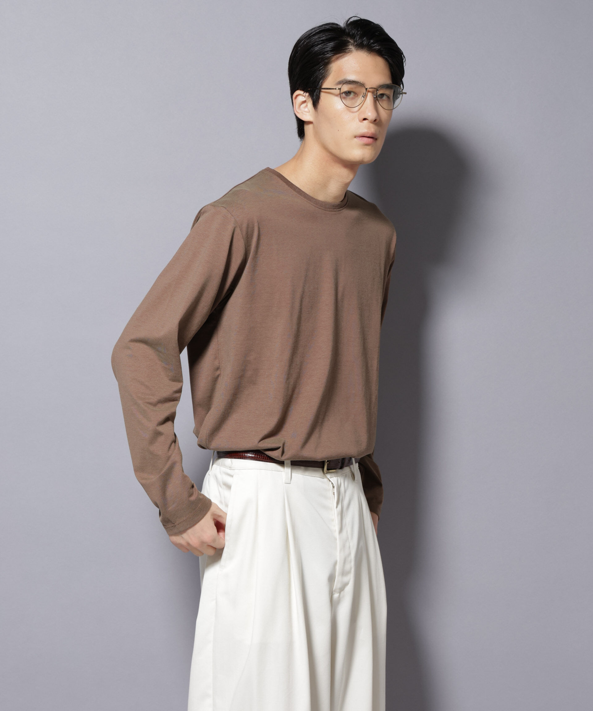 nano･universe「ソラーロライトストレッチクルーネックTシャツ 長袖」|Tシャツ・カットソー|カーキ