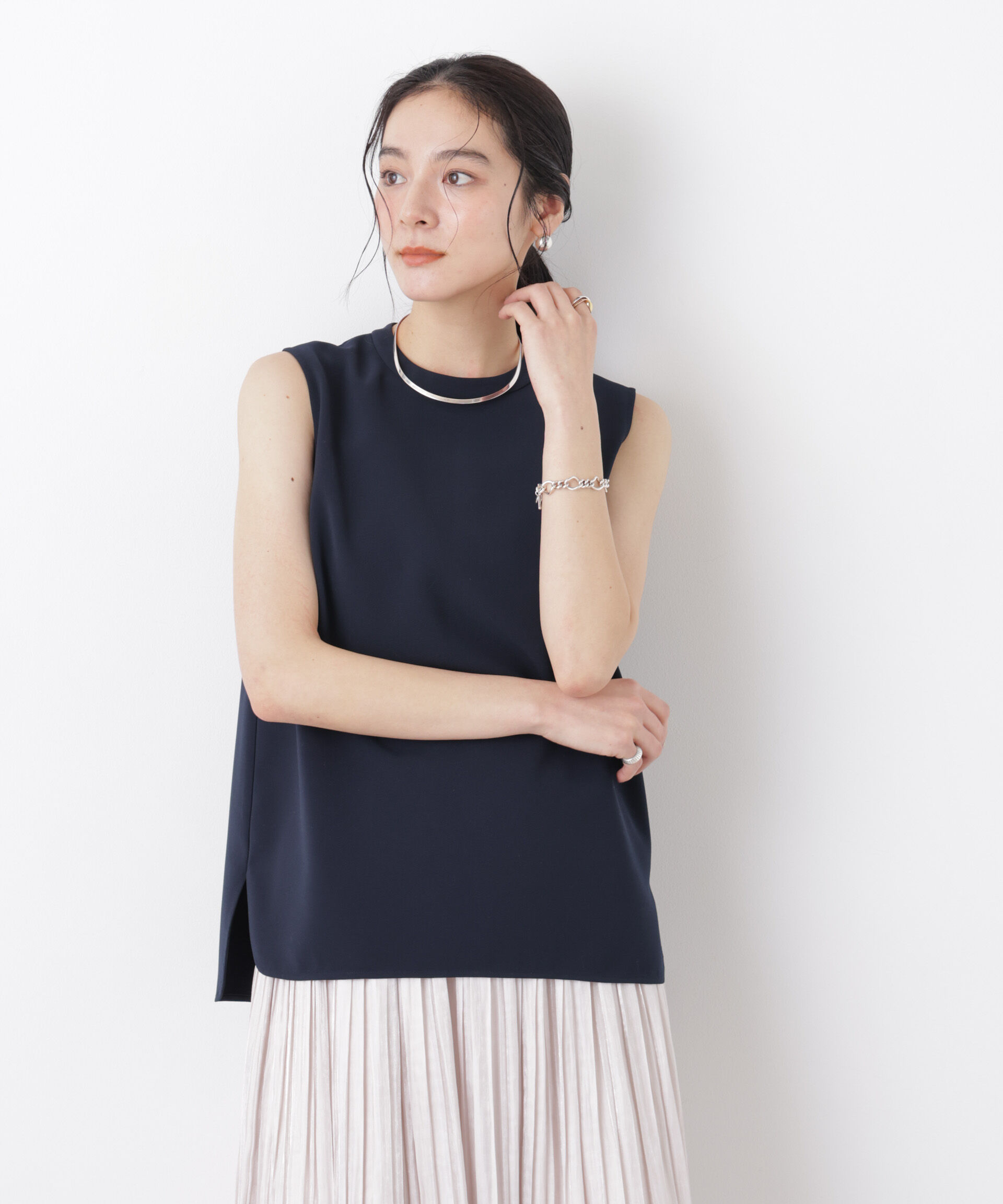 nano･universe「DressT/スタンドカラーノースリーブブラウス」|シャツ・ブラウス|