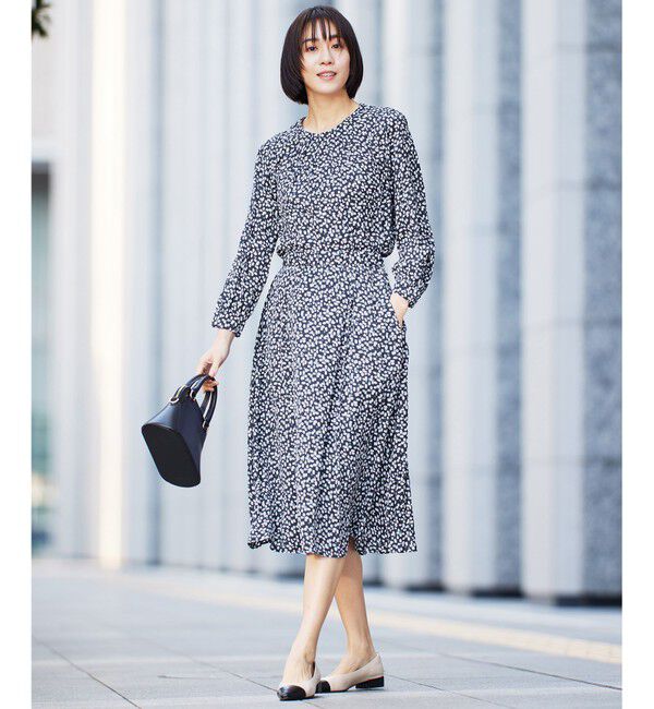 自由区「【カタログ掲載・セットアップ対応・洗える】ジオメトリックフラワードットプリント スカート」|スカート|