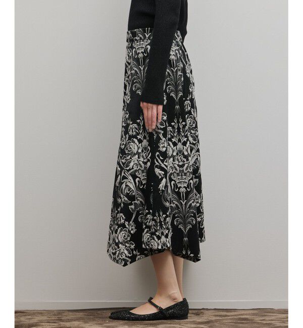 GRACE CONTINENTAL「オーナメントジャガードハンカチヘムスカート」|スカート|