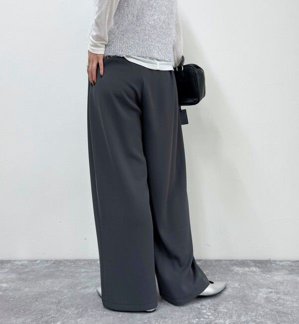 fredy emue「【累計販売数4万本突破！】とろみツイルストレートイージーパンツ」|チノ|