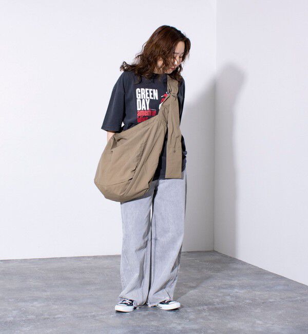 GLOSTER「【UNIVERSAL OVERALL】ウィンクルナイロン ニュースペーパーバッグ ショルダー 30L」|ショルダー・メッセンジャー|